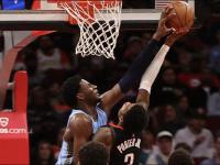 九游娱乐官网-灰熊队意气风发，势不可挡向前冲击的简单介绍