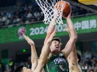 九游娱乐教练-山西男篮大胜对手，展现强大实力