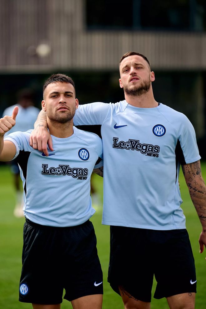 包含乌迪内斯客场击败桑普多利亚，德保罗建功制胜的词条