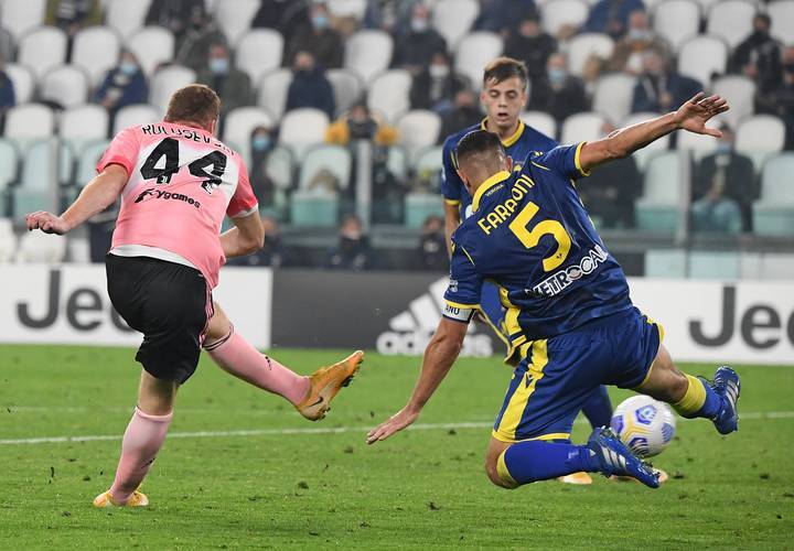 乌迪内斯主场战平帕尔马,努力保持不败 乌迪内斯主场战平帕尔马,努力保持不败