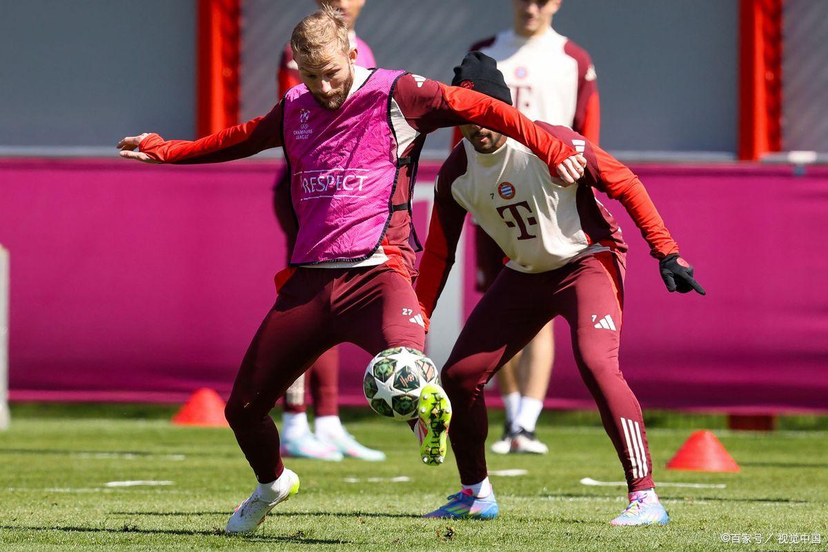 美因茨队球员连续破门，客场全取三分