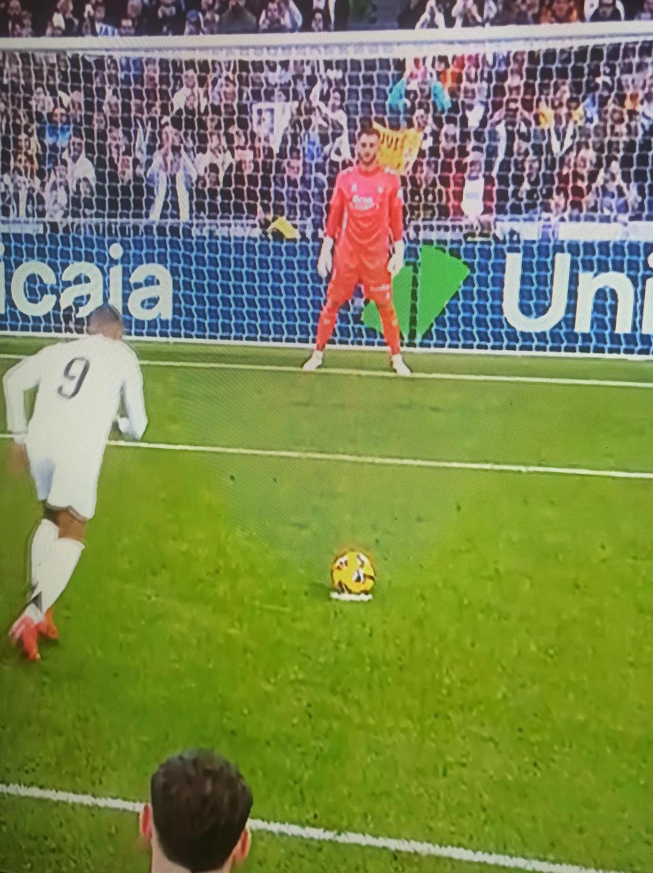 皇马再获胜，成功杀入半决赛