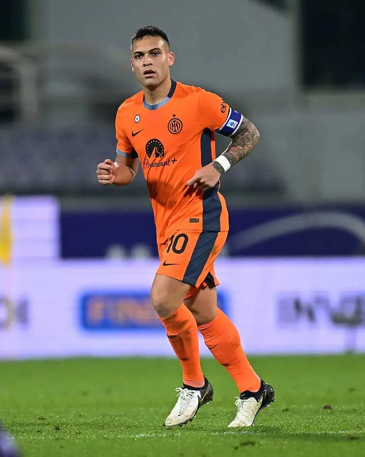 关于佛罗伦萨客场逼平卡塔尼亚，遭遇连续平局的信息