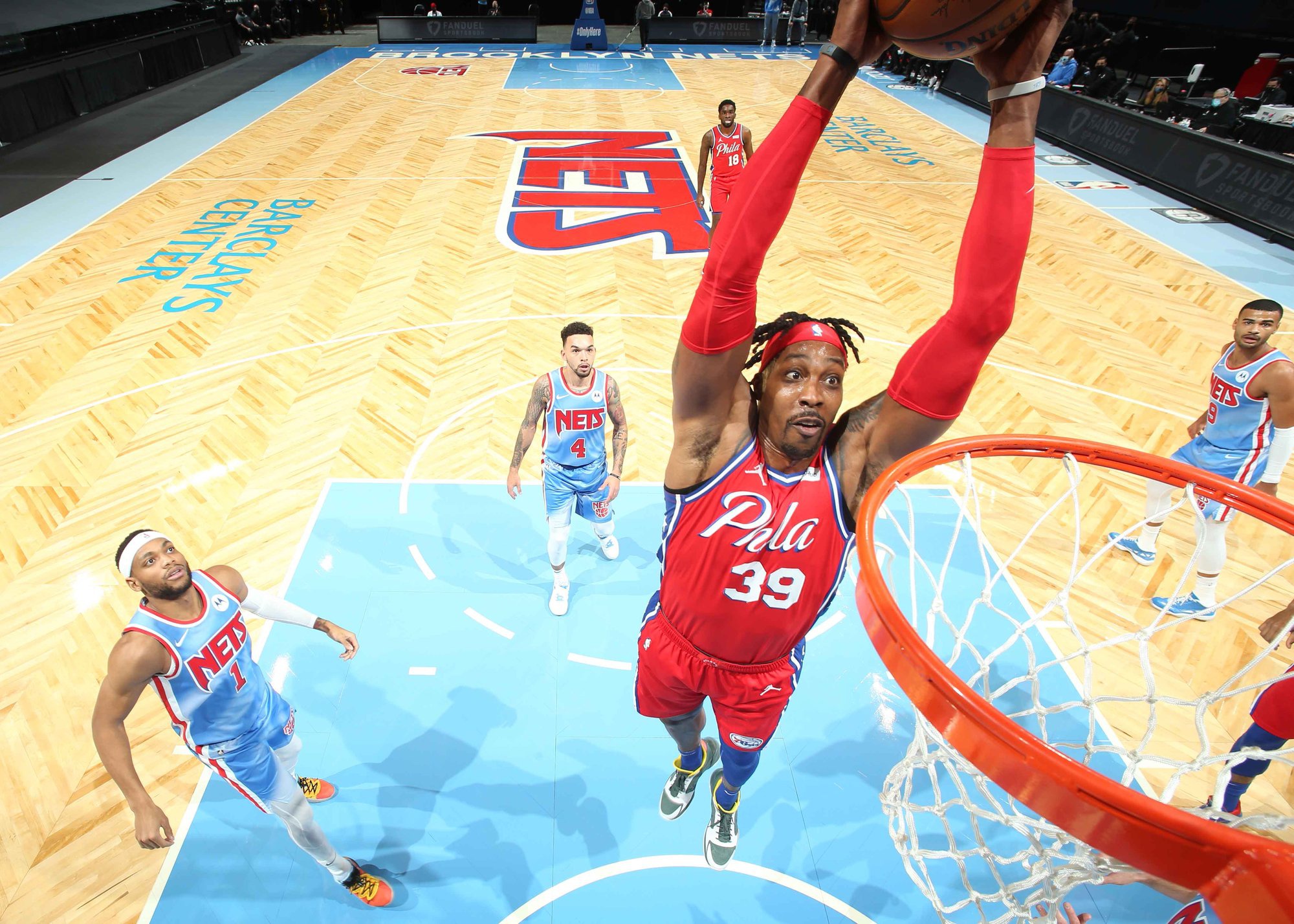 太阳痛失76人:西部劲旅输球的简单介绍 太阳痛失76人:西部劲旅输球的简单介绍