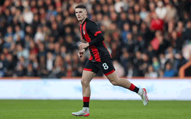 伯恩茅斯主帅状态稳定,备战下一场比赛 伯恩茅斯主帅状态稳定,备战下一场比赛