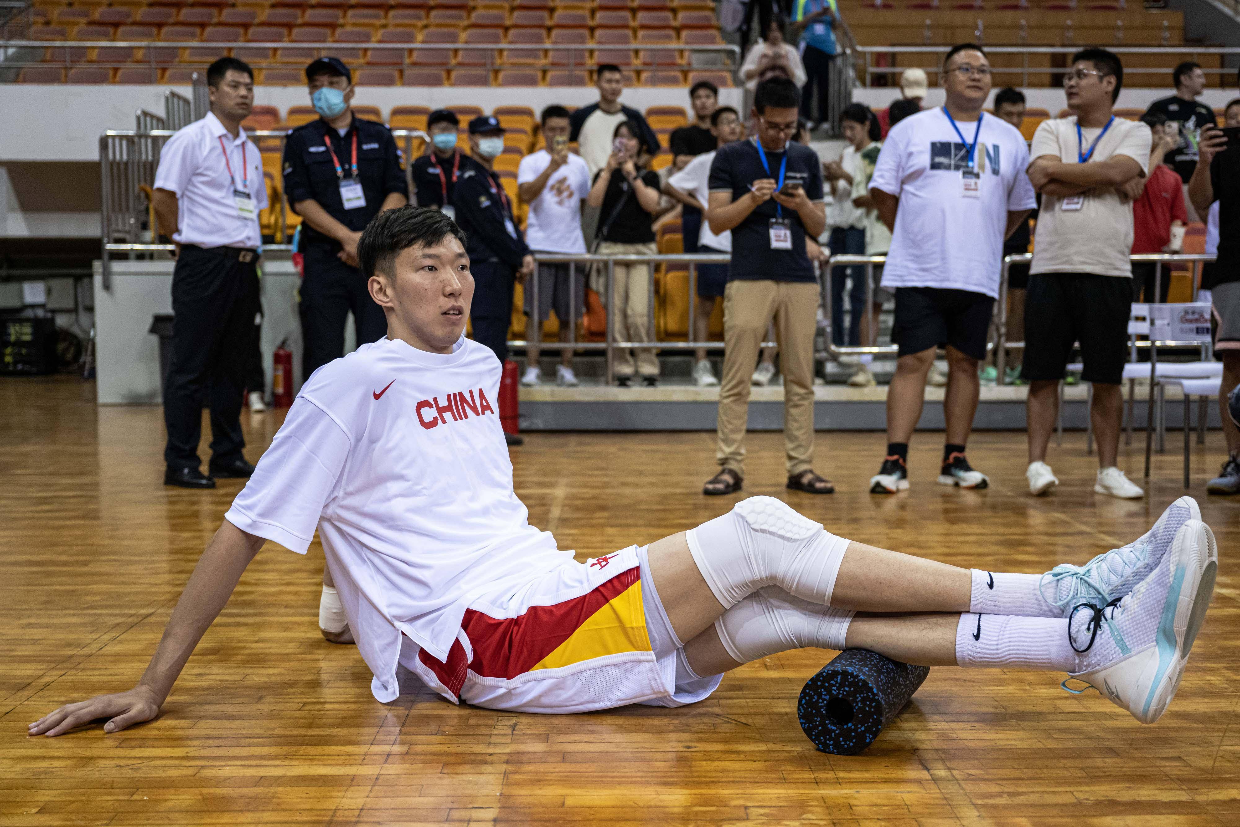 波多黎各击剑选手劈飞对手昂首晋级八强 波多黎各击剑选手劈飞对手昂首晋级八强