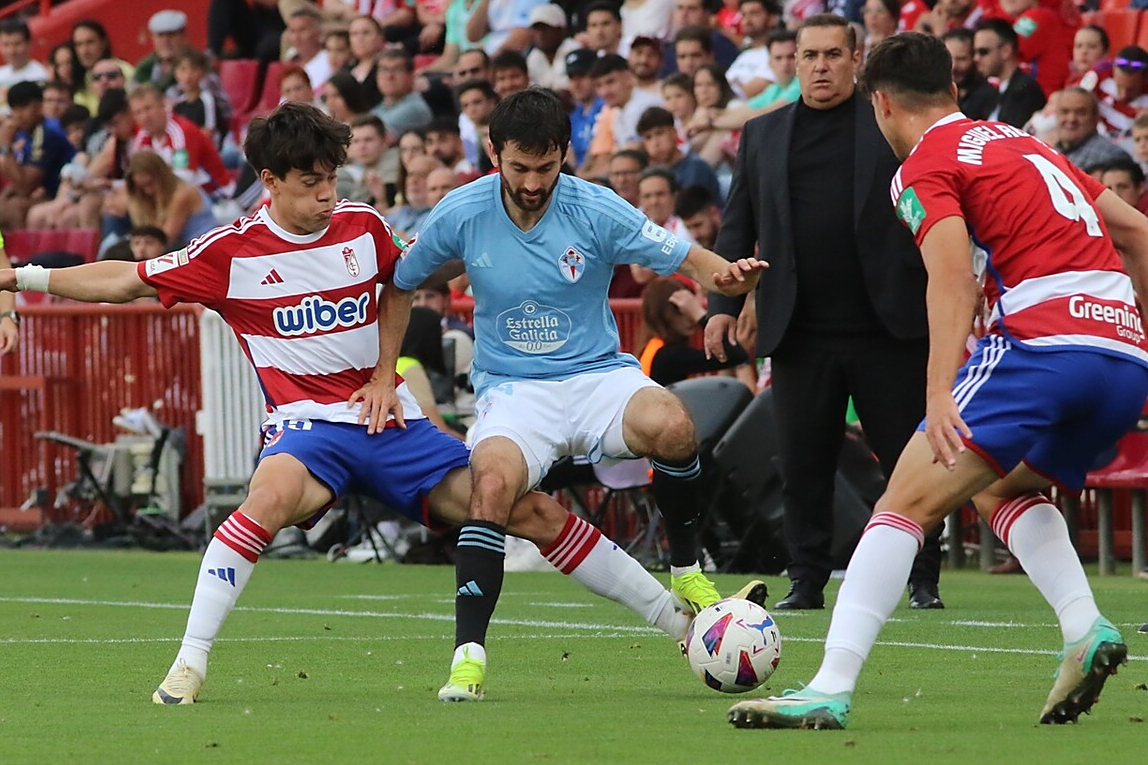 格拉纳达踢出精湛比赛,令人印象深刻的简单介绍 格拉纳达踢出精湛比赛,令人印象深刻的简单介绍