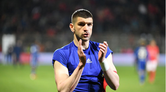 尼姆客场胜利，取得重要联赛胜利