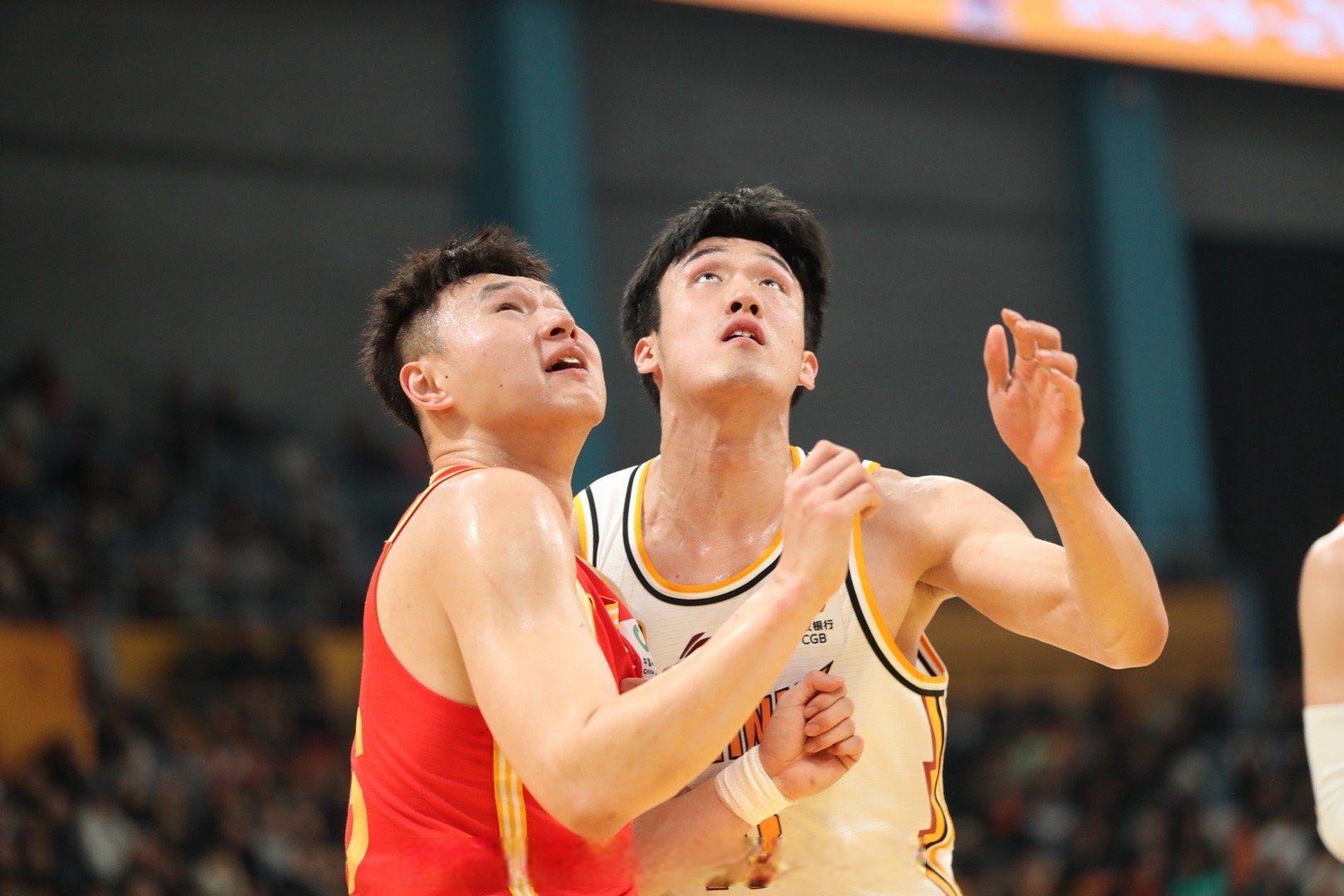 山西男篮大胜对手,展现强大实力 山西男篮大胜对手,展现强大实力